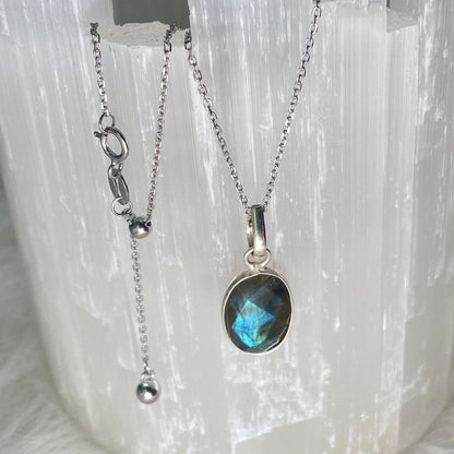 'Twilight' Faceted Labradorite Adjustable Necklace - Say Bloom